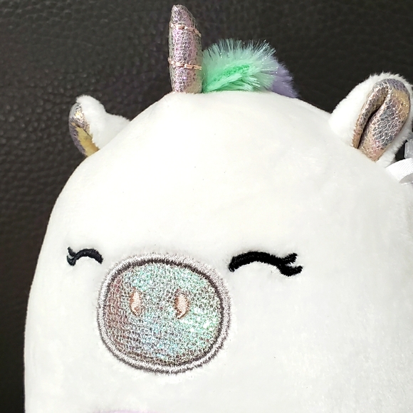 5" Squishmallow Sofia Valentine edition - Picture 4 of 4